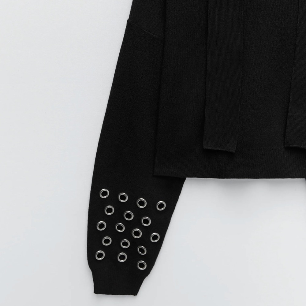 COPY - Zara Knit Hoodie - Picture 4 of 8
